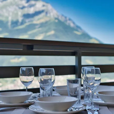 Renzo E Lucia - La Terrazza Panoramica Apartment *